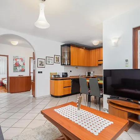 Apartment Sea View - Roberto